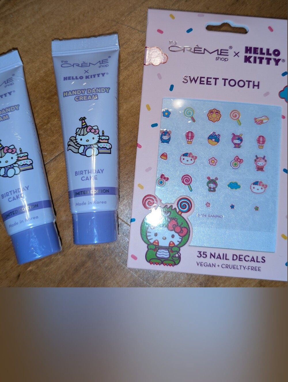 NEW The Creme Shop X Hello Kitty and Cinnamaroll Bundle - Picture 2 of 3